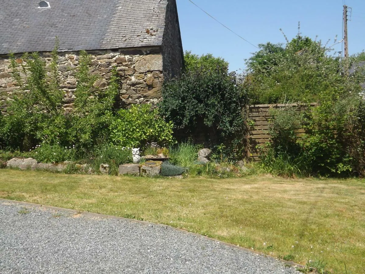 Holiday home Les Chouettes Villa Callac France